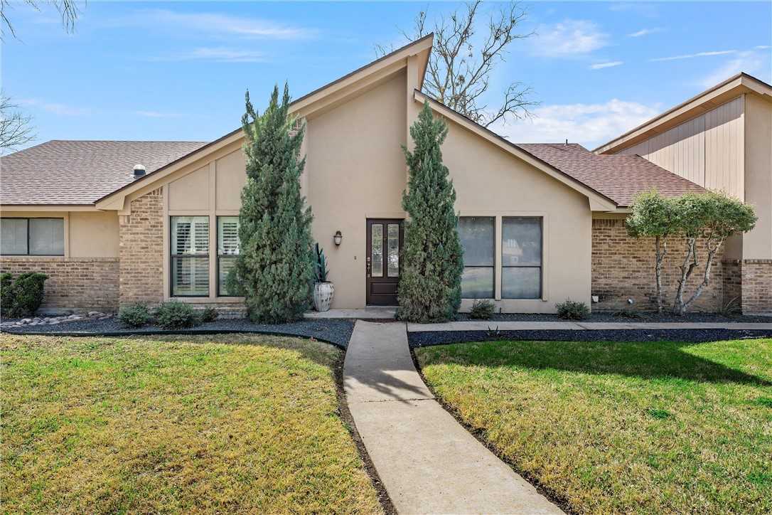 photo 3: 319 Bluebonnet Circle, McGregor TX 76657