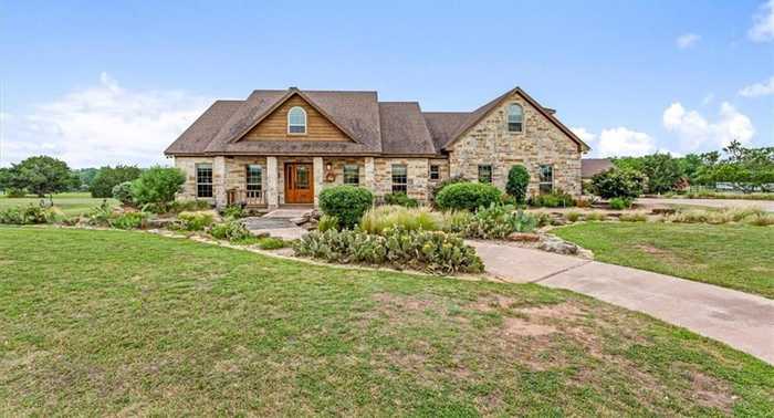 photo 2: 200 Ranchcrest Road, Lorena TX 76655