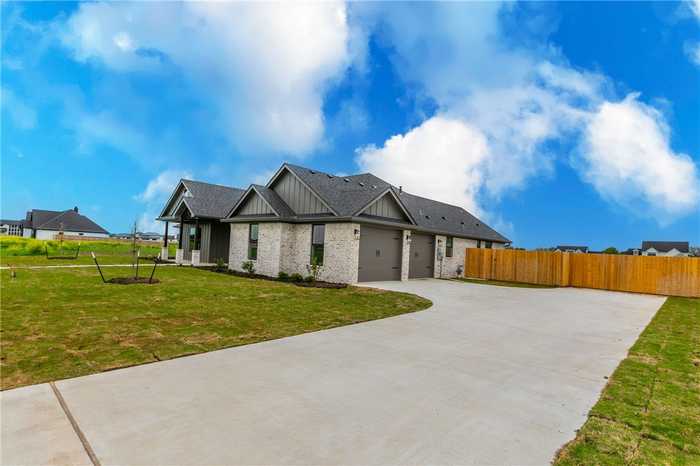 photo 2: 120 Cattail Court, Robinson TX 76706