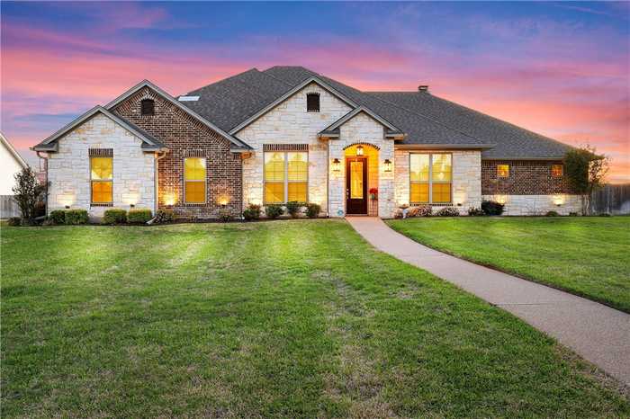 photo 1: 23 Independence Trail, Waco TX 76708