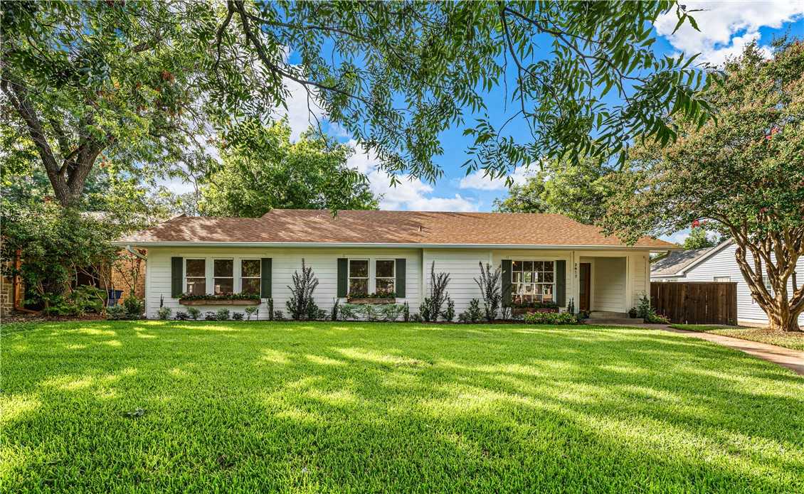 photo 3: 2617 Pine Avenue, Waco TX 76708