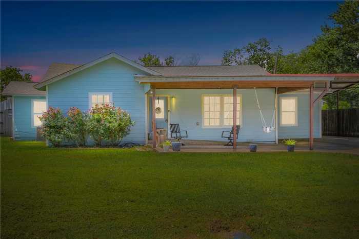 photo 1: 1127 S 29th Street, Waco TX 76711