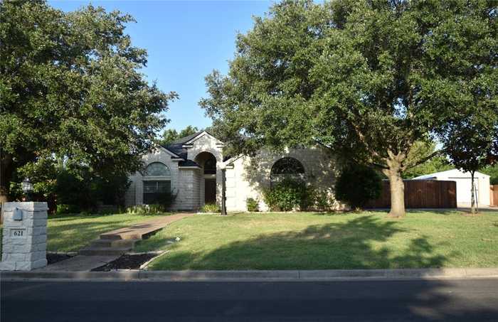 photo 1: 621 S Ruidoso Downs Drive, Robinson TX 76706