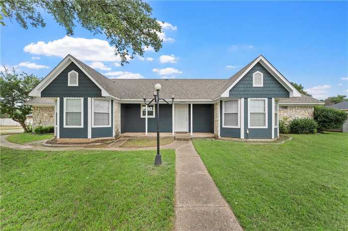 photo 1: 216 Timber View Drive, Waco TX 76705