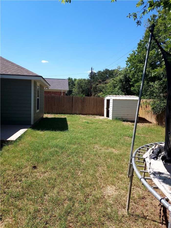 photo 12: 303 S Patricia Street, Waco TX 76705