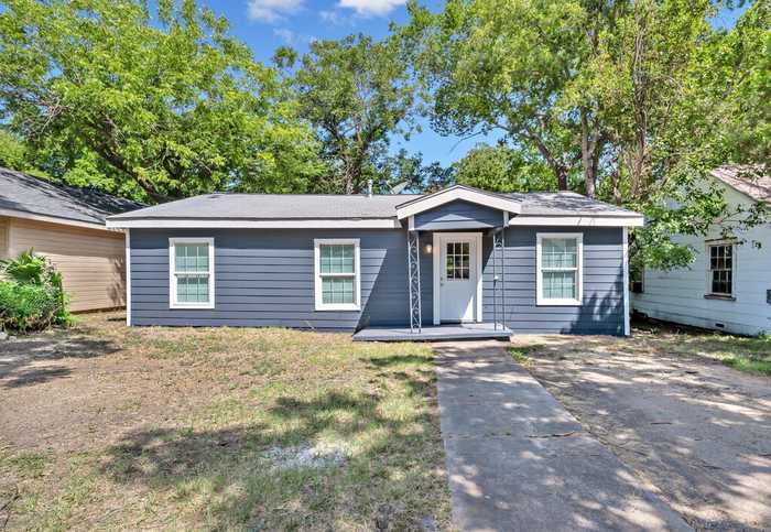 photo 1: 2729 Connor Avenue, Waco TX 76711