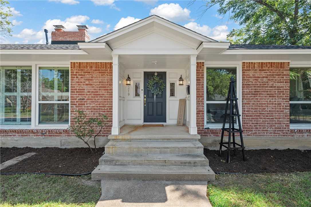 photo 3: 219 N 30th Street, Waco TX 76710