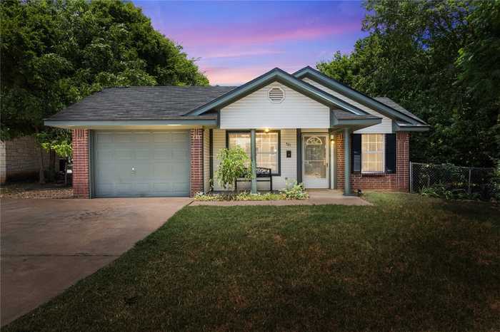 photo 1: 521 Herring Avenue, Waco TX 76708