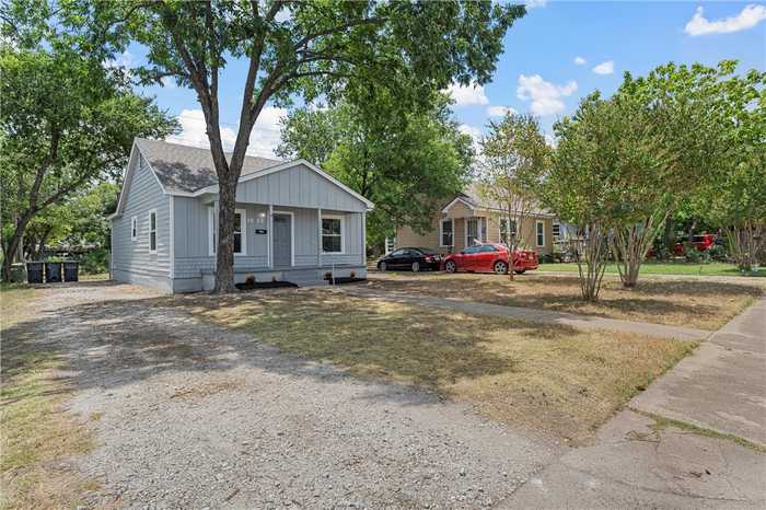 photo 2: 2522 Lyle Avenue, Waco TX 76708