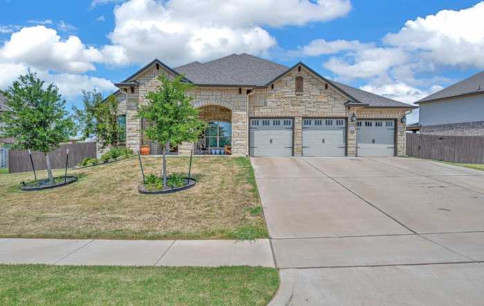 photo 1: 705 Salisbury Drive, Waco TX 76712