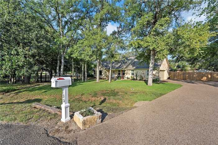 photo 2: 135 Rain Tree, Waco TX 76705