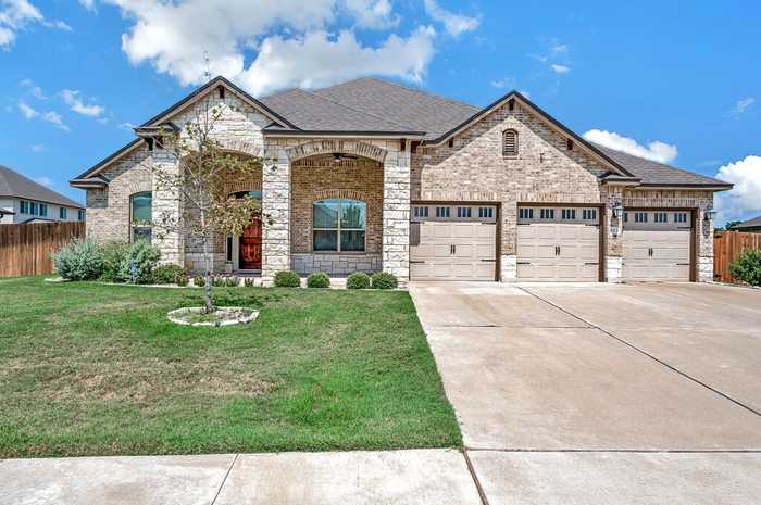 photo 1: 613 Salisbury Drive, Waco TX 76712