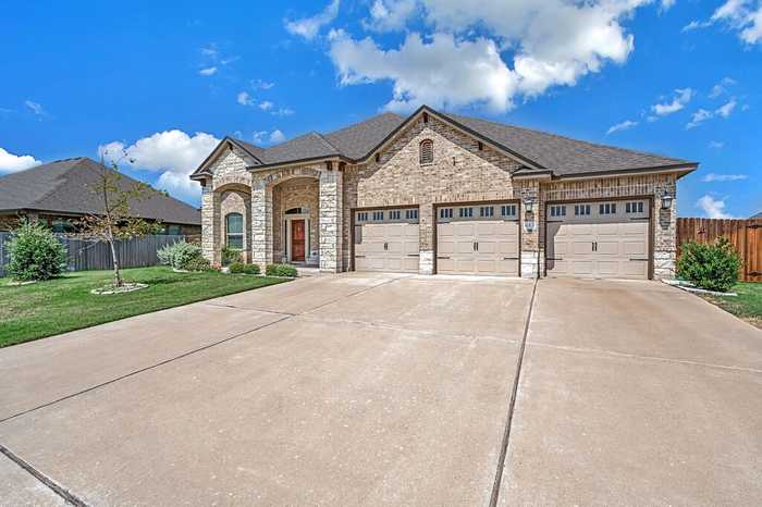 photo 2: 613 Salisbury Drive, Waco TX 76712