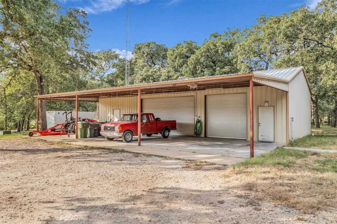 photo 2: 1614 River Road, Waco TX 76705