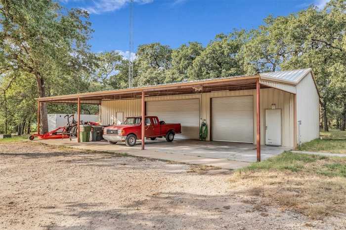 photo 2: 1614 River Road, Waco TX 76705