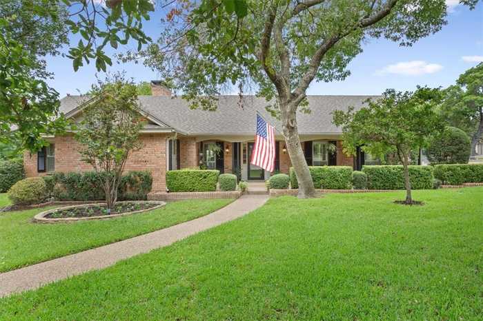 photo 1: 4229 Westchester Drive, Waco TX 76710