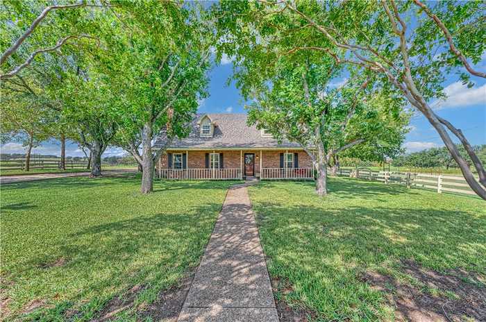 photo 1: 443 Rost Road, McGregor TX 76657