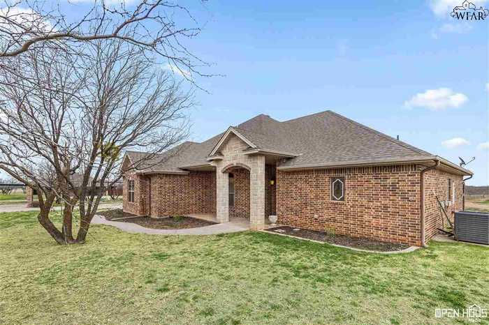 photo 2: 5815 QUAIL RIDGE, Wichita Falls TX 76310