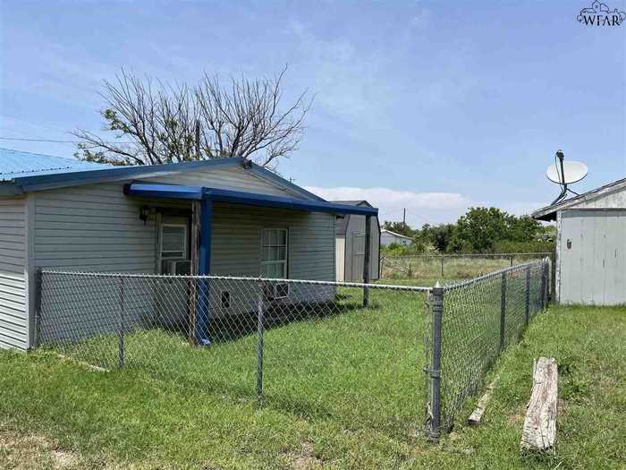 photo 2: 204 RATTLESNAKE ROAD, Holliday TX 76366