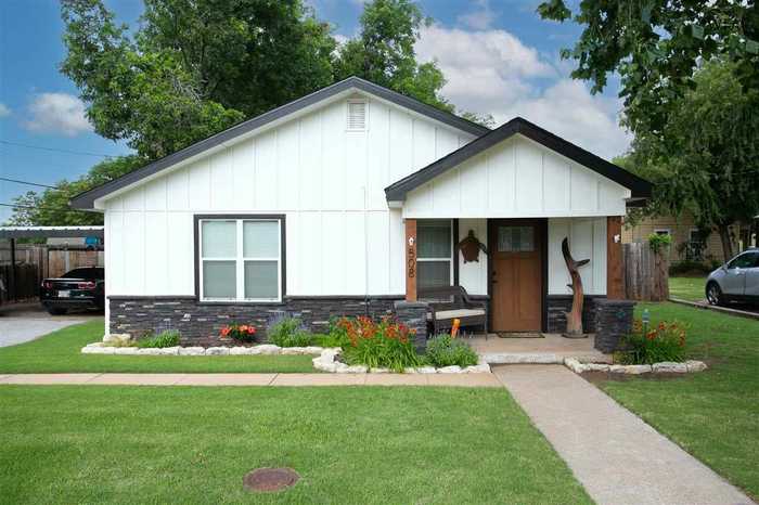 photo 1: 508 N PACIFIC AVENUE, Iowa Park TX 76367