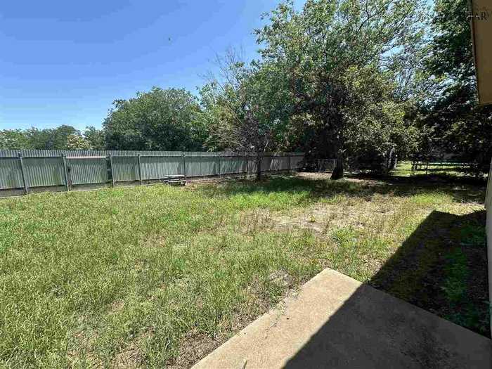 photo 16: 310 E CRAFTON STREET, Henrietta TX 76365