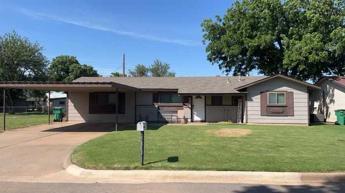 photo 1: 1203 S WALL STREET, Wichita Falls TX 76367