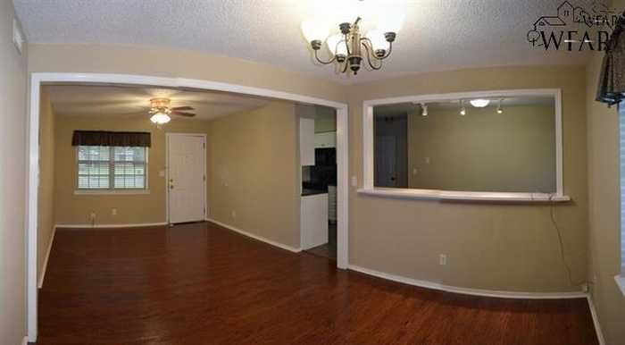 photo 2: 1302 BLUE JAY STREET, Iowa Park TX 76367