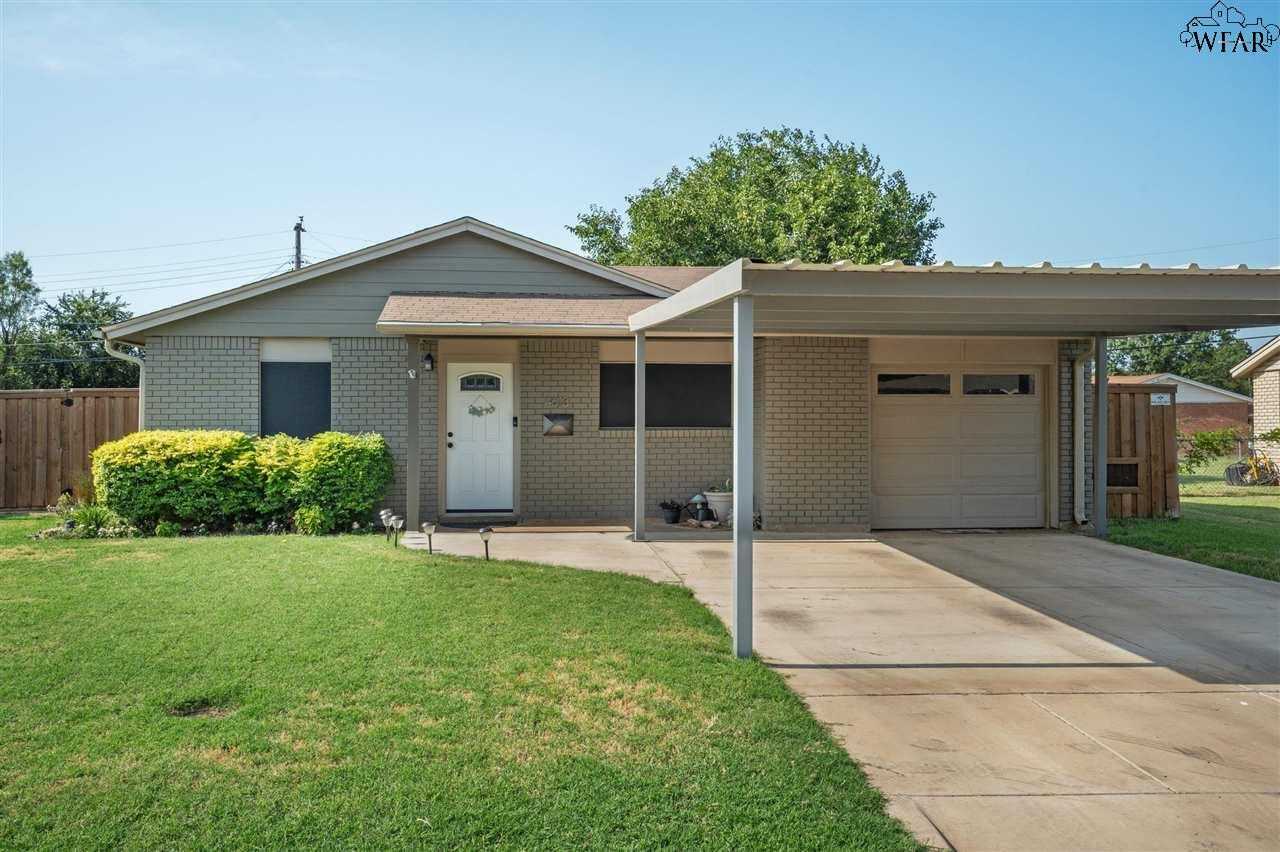 photo 1: 4613 COVE ROAD, Wichita Falls TX 76308