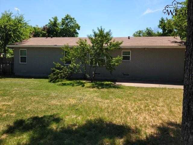 photo 2: 5031 LINDALE DRIVE, Wichita Falls TX 76310