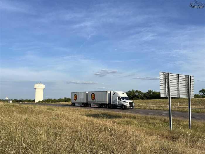 photo 2: 0 NORTHWEST FREEWAY, Wichita Falls TX 76305