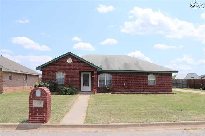 photo 1: 1405 TUMBLEWEED TRAIL, Henrietta TX 76365