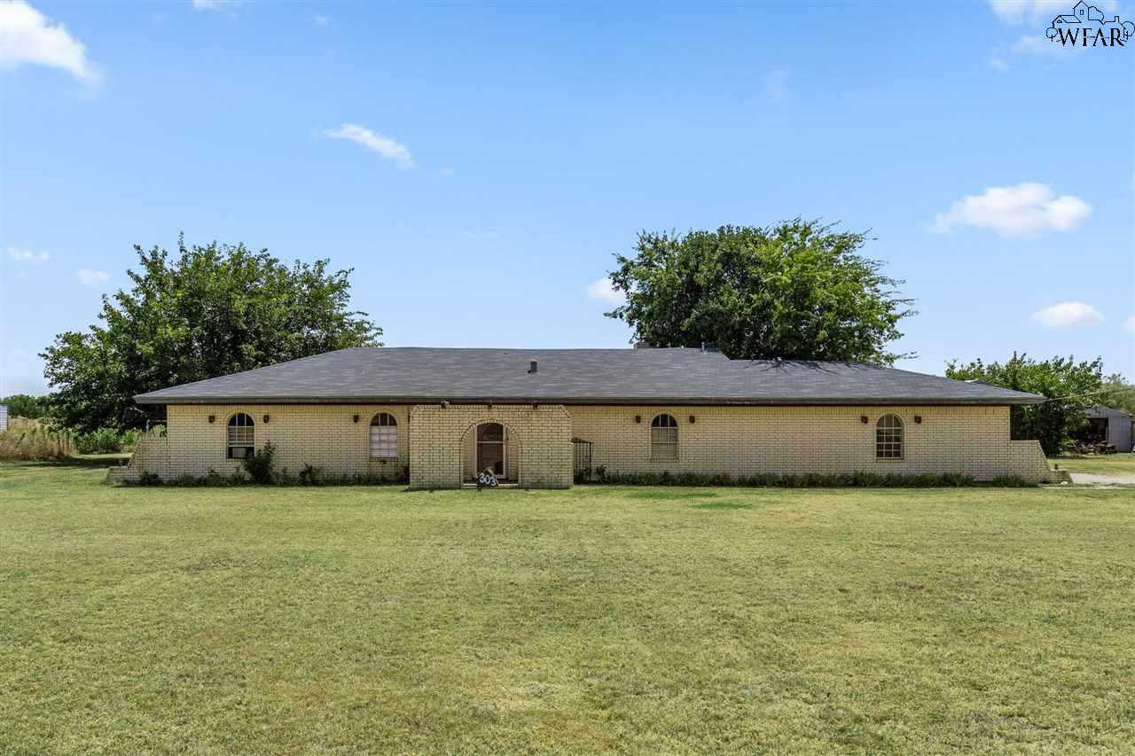 photo 2: 303 EAGLE DRIVE, Holliday TX 76366